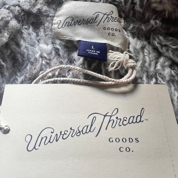 Universal Thread Bell Sleeve Sweater Size Large NWT - Picture 2 of 7